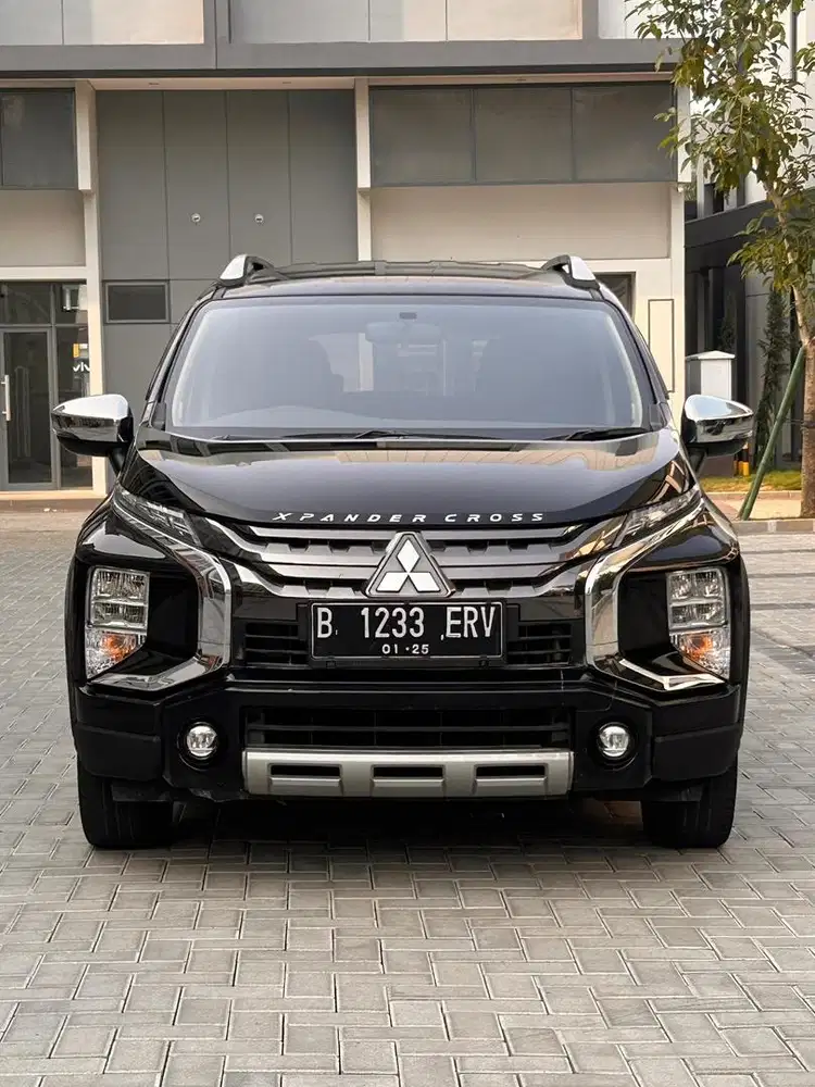Istimewa mobil Keluarga semi SUV Mitsubishi Xpander Cross PS AT 2019