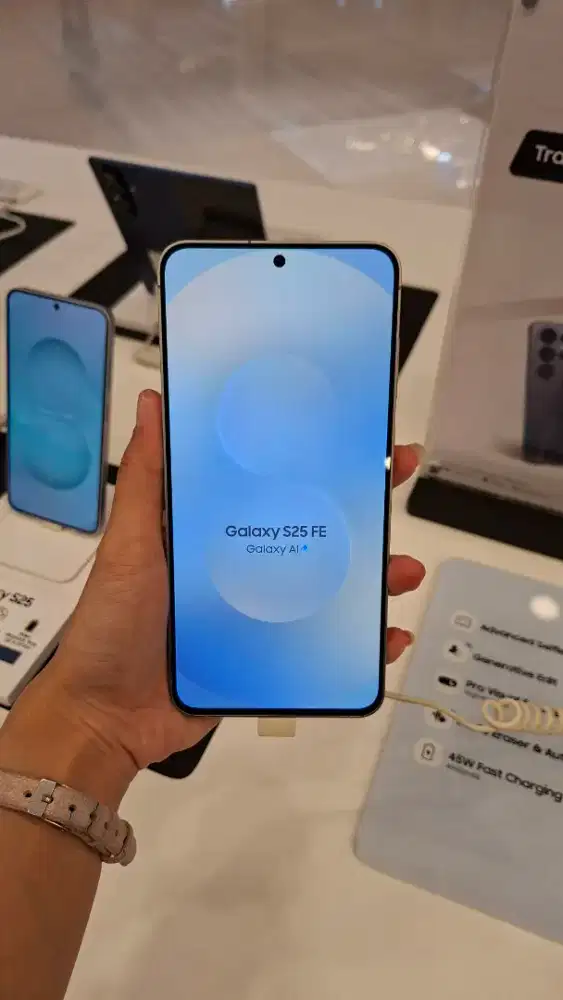 SAMSUNG S25 FE (BISA CICILAN TANPA DP) MULAI DARI 1 JUTAAN PERBULAN