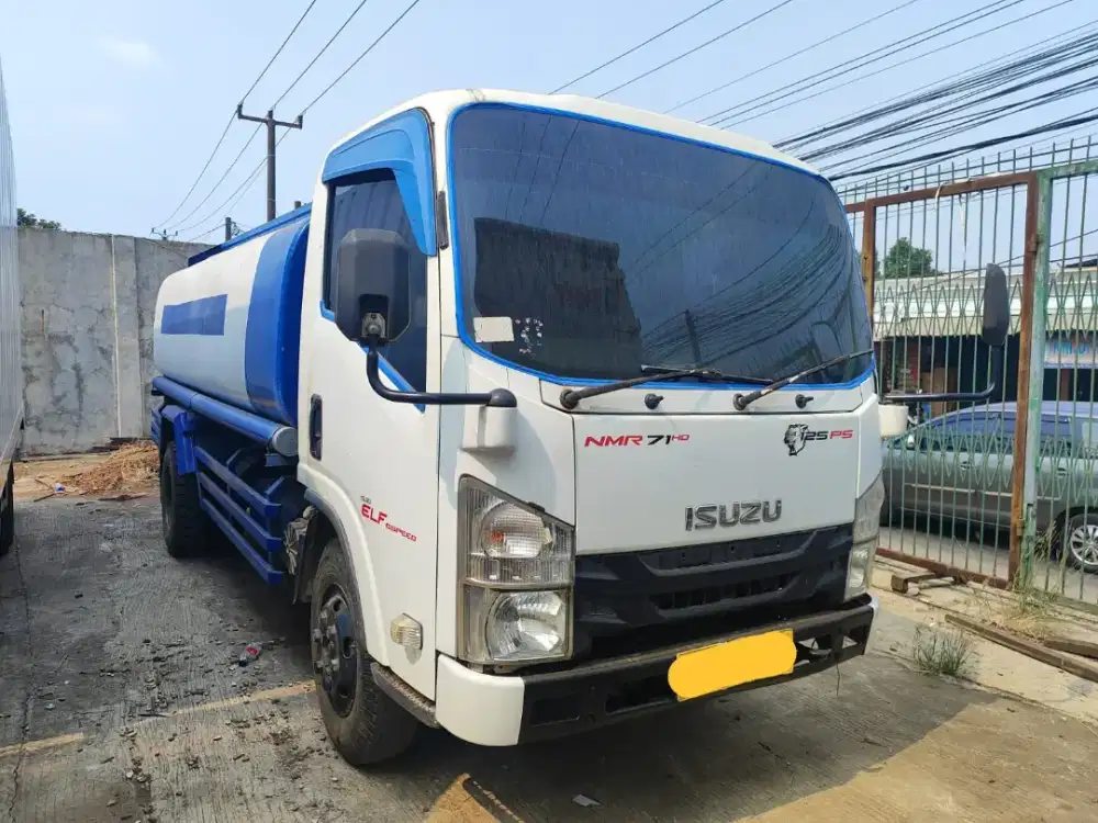 Isuzu Elf NMR71 HD 6 Roda Tangki 8000 liter Tahun 2021