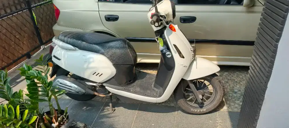 Benelli panarea 125