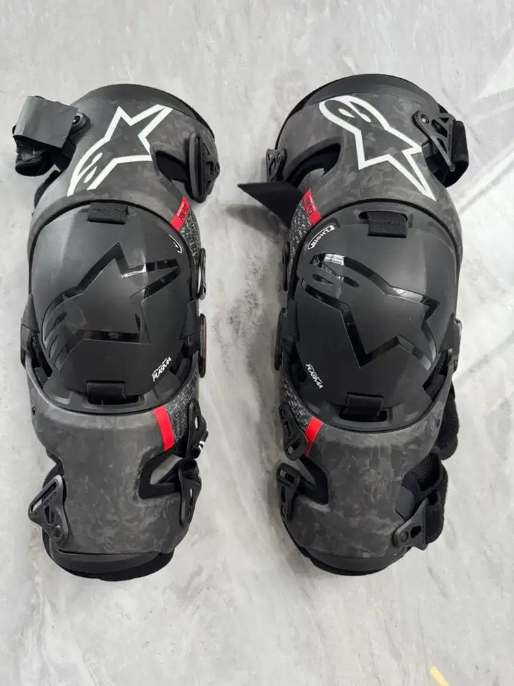 KNEE PROTECTOR ALPINESTARS RK 10-PLASMA