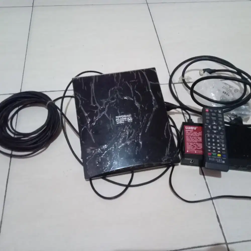 STB dan antena kabel