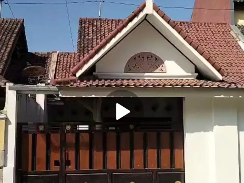 JUAL RUMAH READY 3 KAMAR TIDUR DI DEKAT LUWES GENTAN DAN GRAHA SETYOWATI DEKAT KOTA SOLO