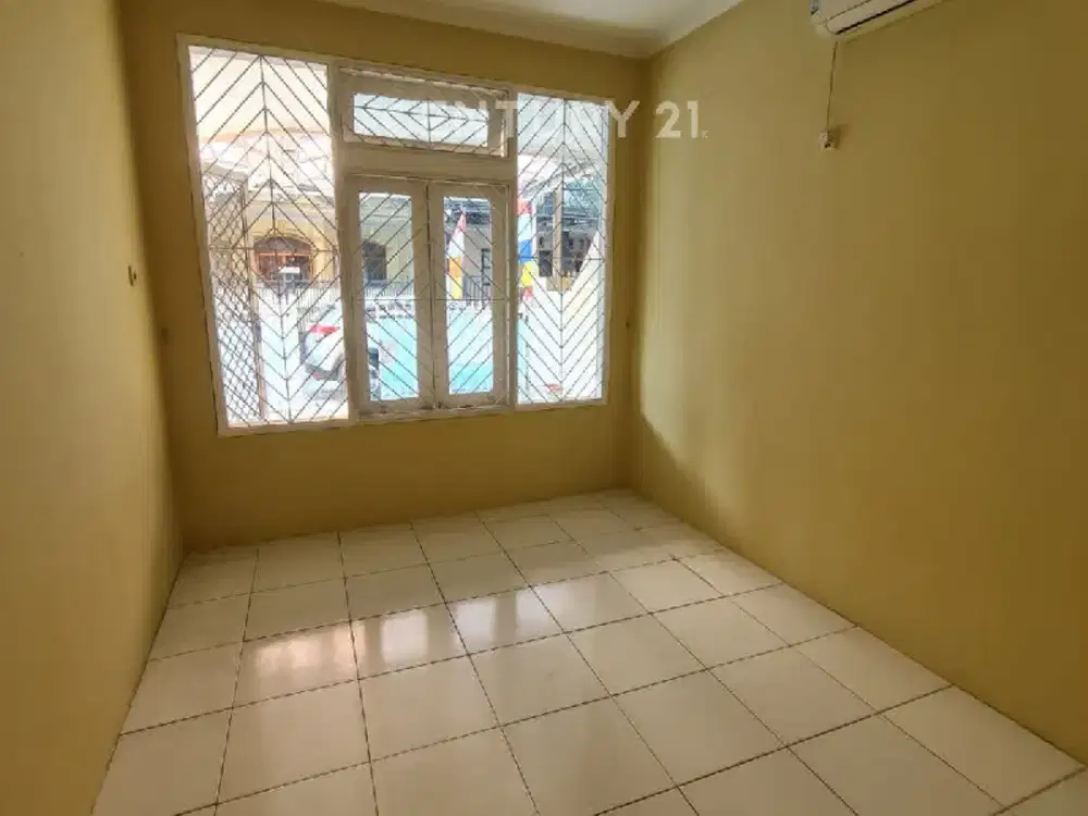 Rumah Di Kelapa Gading Siap Huni  Dalam Kompleks Perumahan S9847