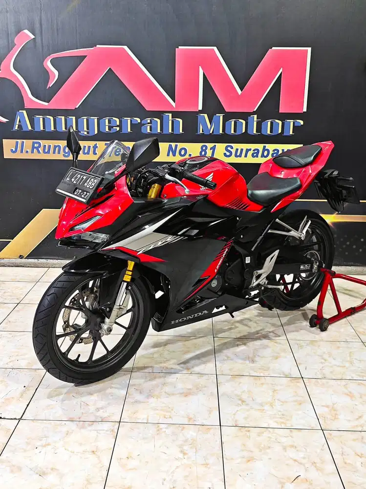 Honda All New CBR 150cc Th 2022 Merah Hitam. Anugerah Motor Rungkut
