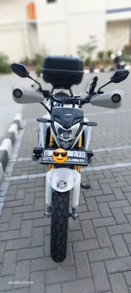 New cb150r StreetFire 2015