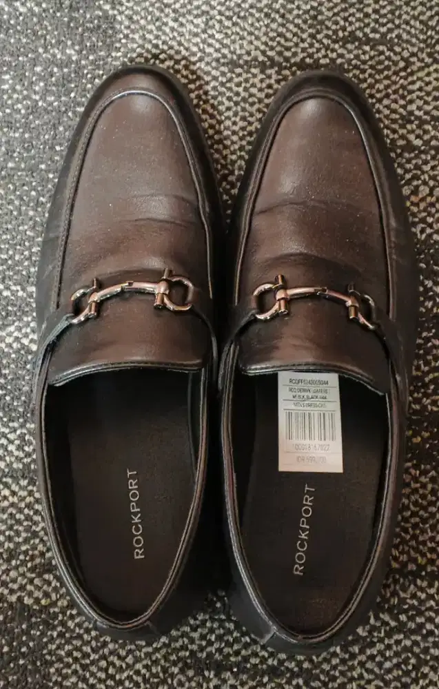 sepatu pantofel rockport