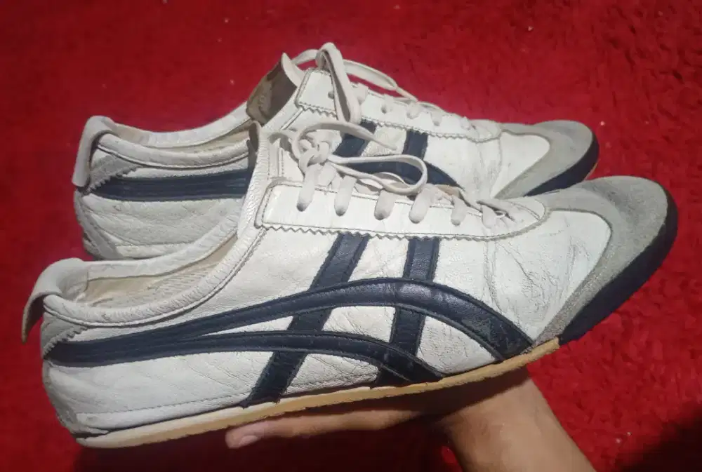 Sepatu onitsuka ukuran 43 ORI japan