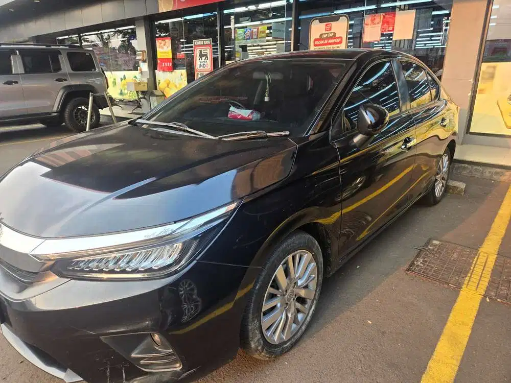 Honda City 2022 AT Bensin Sedan (bukan hatchback)