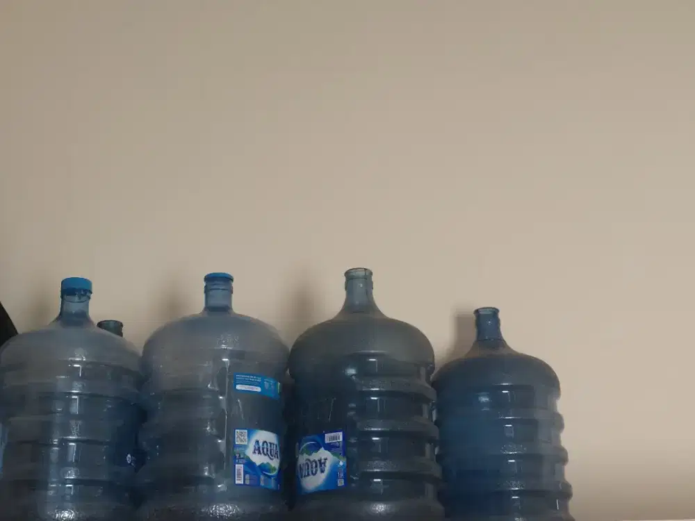 AQUA GALON KOSONG