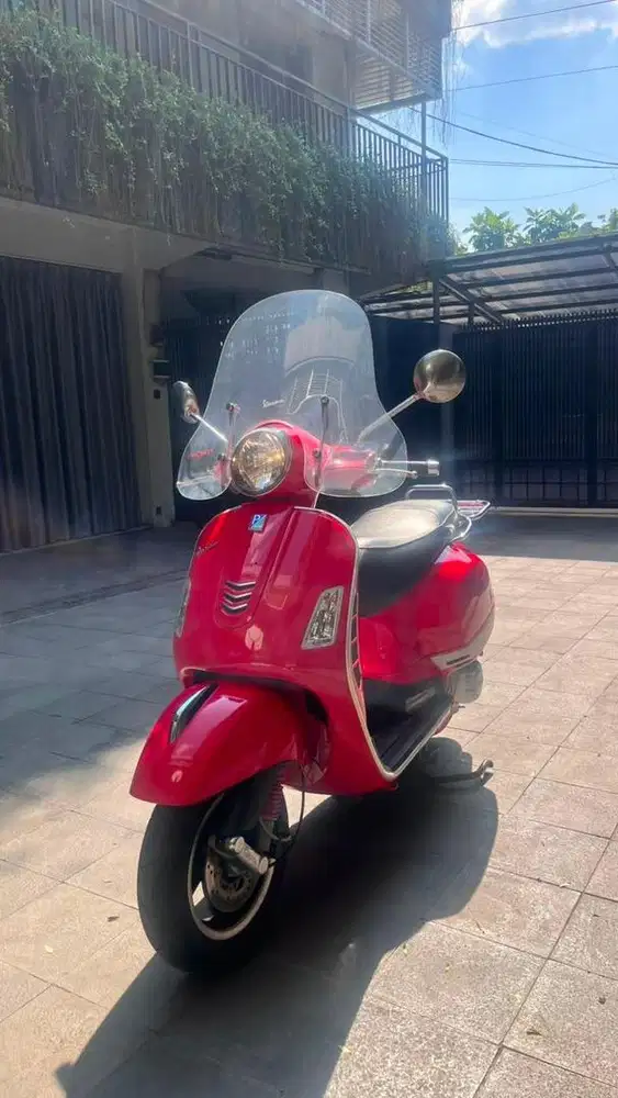 DIJUAL VESPA GTS SUPER 150 3VIE (OPEN FOR NEGO)