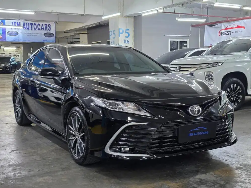 TOYOTA CAMRY V AT 2.5 2023 MATIC