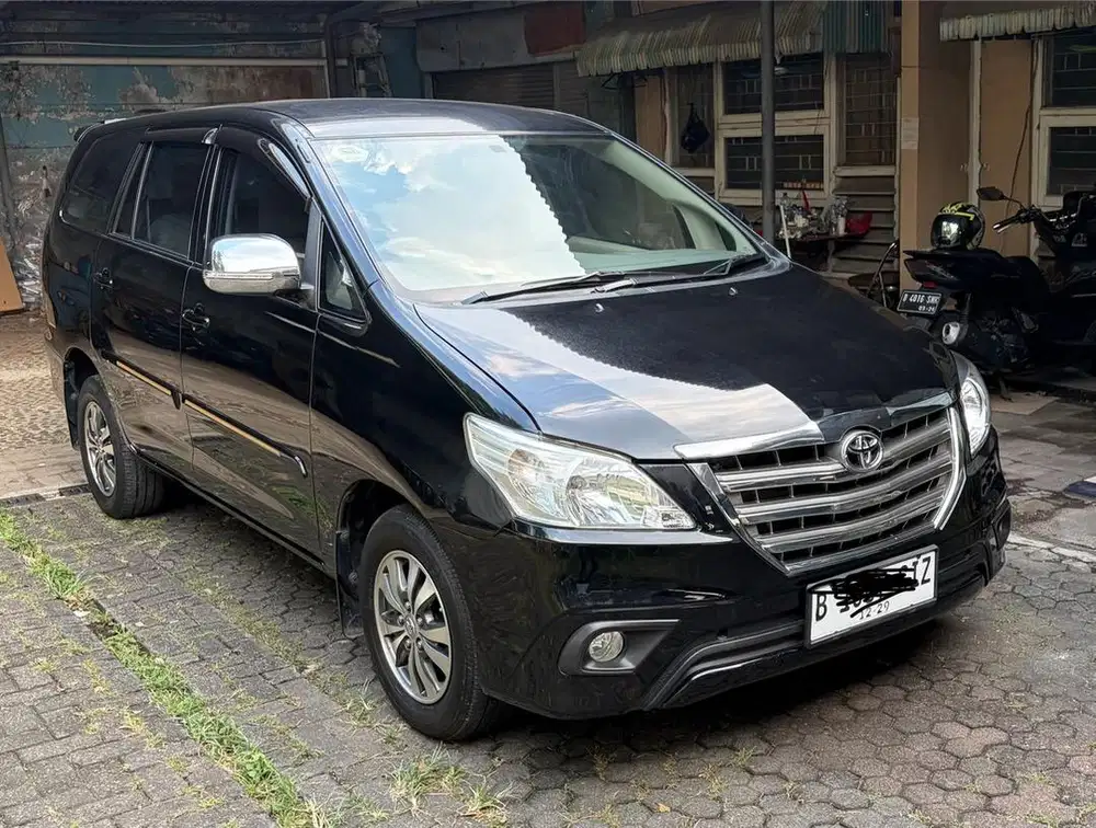 Innova Diesel 2014 70rb KM Captain Seat