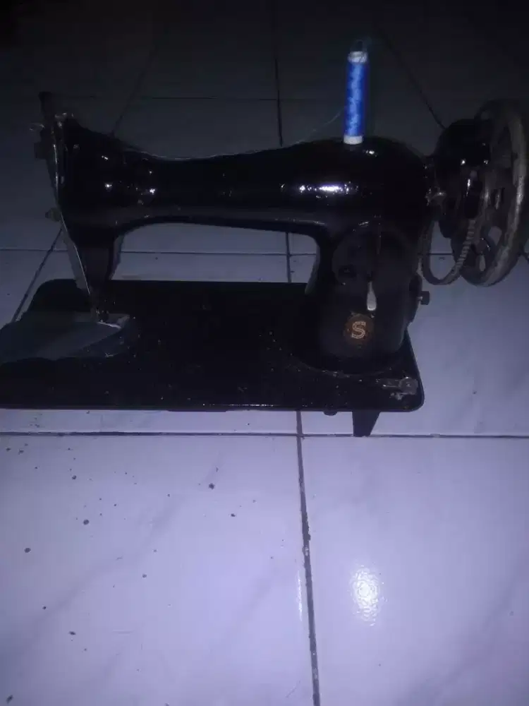 Kepala jahit kecil