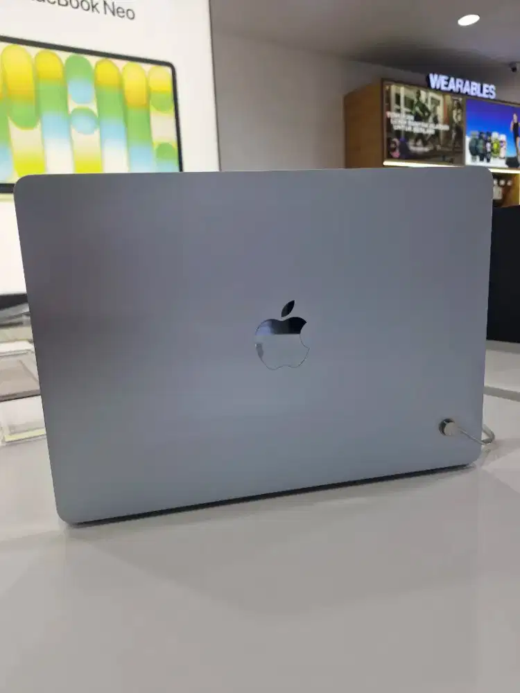 KREDIT LAPTOP MACBOOK AIR M5 512GB GARANSI IBOX, TANPA RIBET