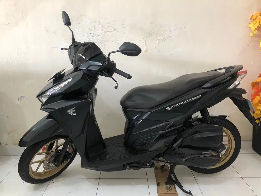 Vario Techno 150 Th.2017 hitam!!
