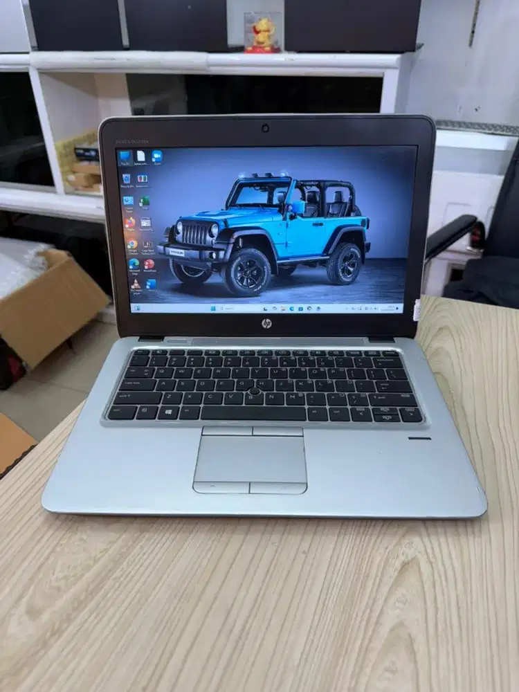 HP ELITEBOOK 820 G4 CORE I5 GEN7 RAM 8GB SSD 256GB
