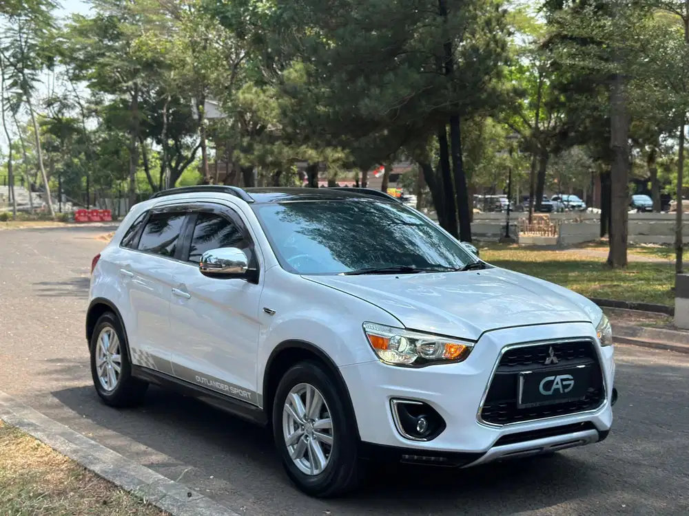 2018 MITSUBISHI OUTLANDER PX 2.0 ACTION AT MATIC ISTIMEWA
