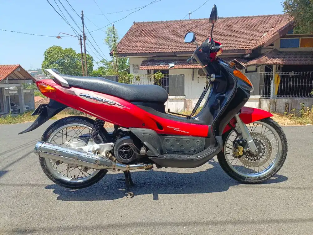 Dijual santai Yamaha Nouvo Lele Tahun 2004, kondisi seperti di foto