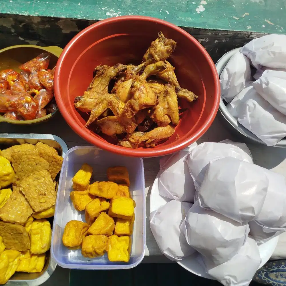 Bantu sebar brosur