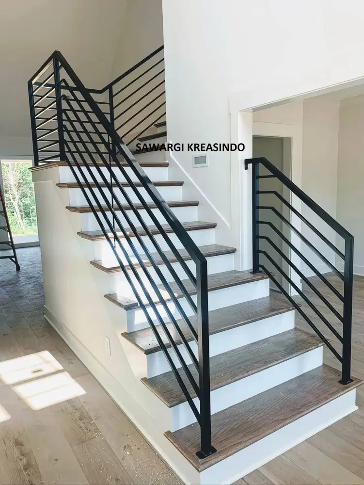 Railing Tangga Besi Minimalis Custom Bandung