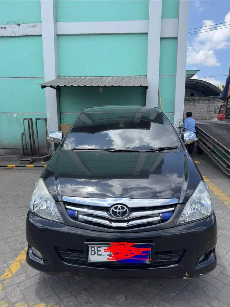 DIJUAL INNOVA 2.5 Tipe V Diesel 2009 Facelift - Tipe Tertinggi - Manua