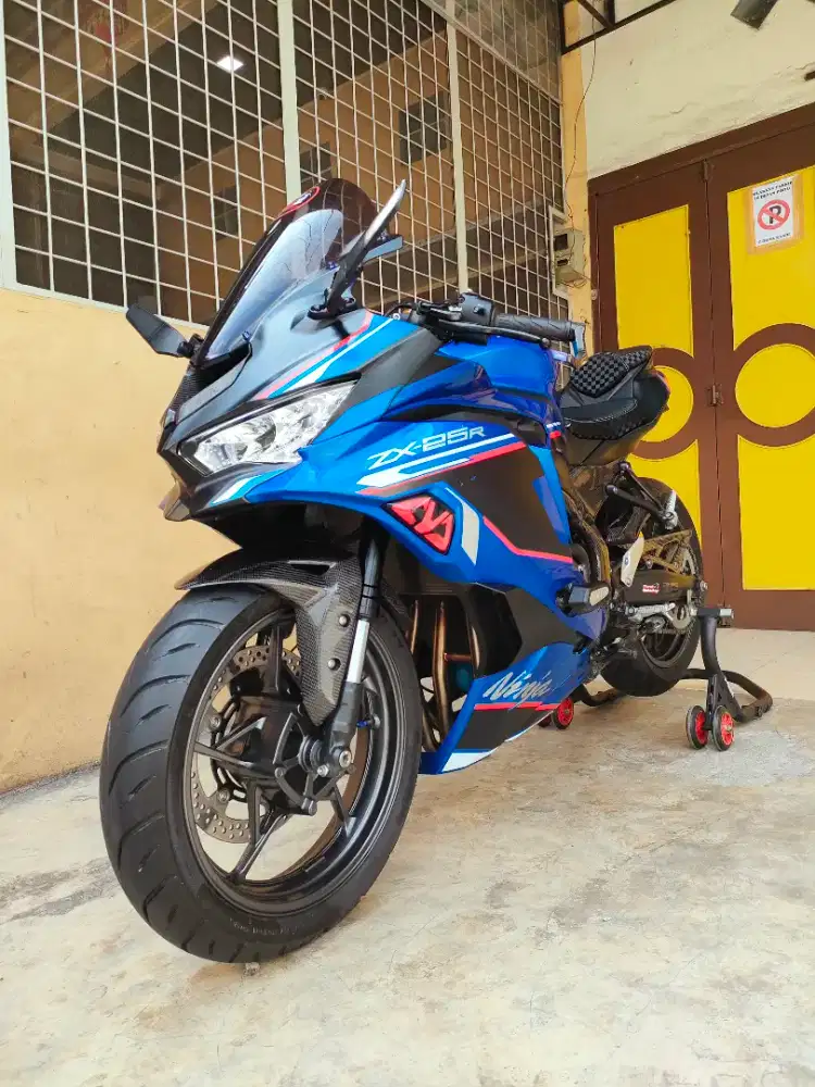 Kawasaki ZX25R / ZX 25R ABS KQS 2023, Blue Premium Metalic, Unit Mulus