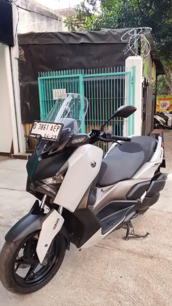 YAMAHA XMAX 250 ABS 2024