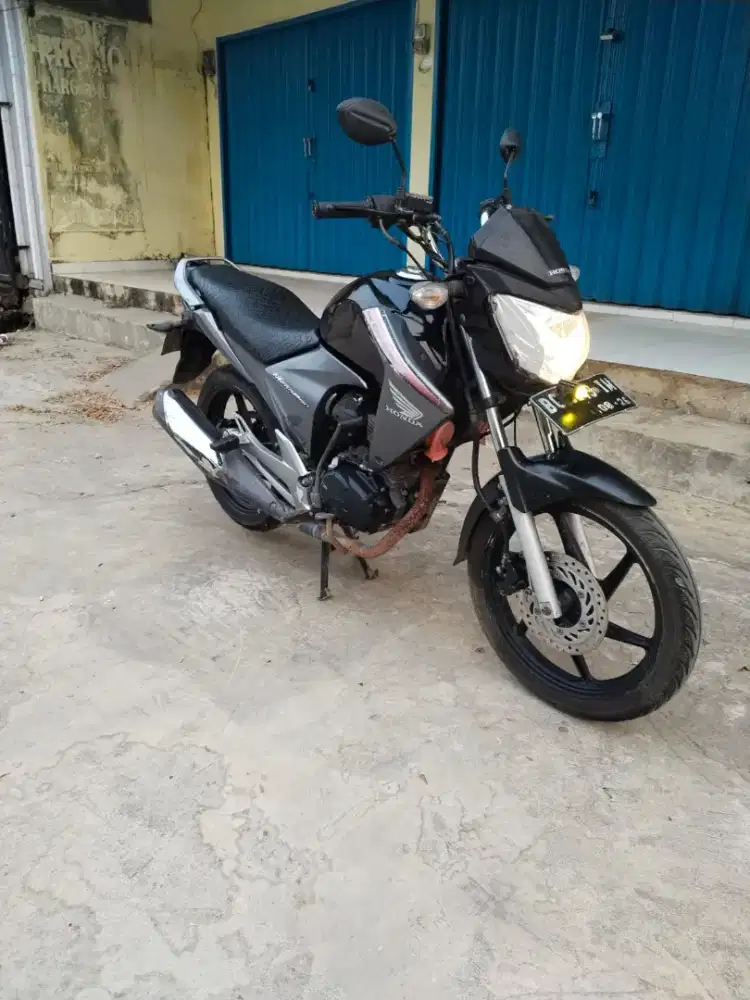 Honda mega pro 2011 lengkap stater hidup