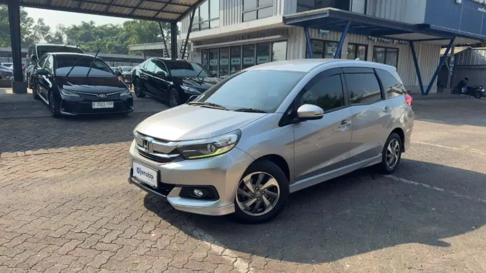 Pajak Panjang - Honda Mobilio 1.5 E Bensin-AT 2019