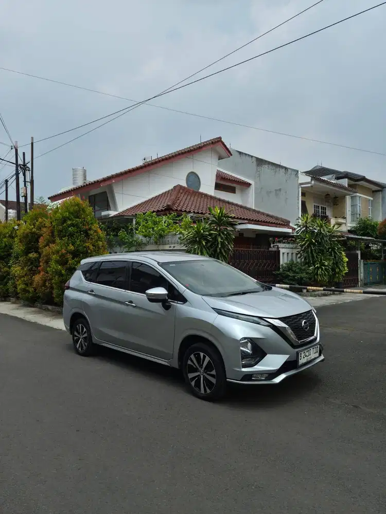 NISSAN GRAND LIVINA VL 1.5 AT 2019