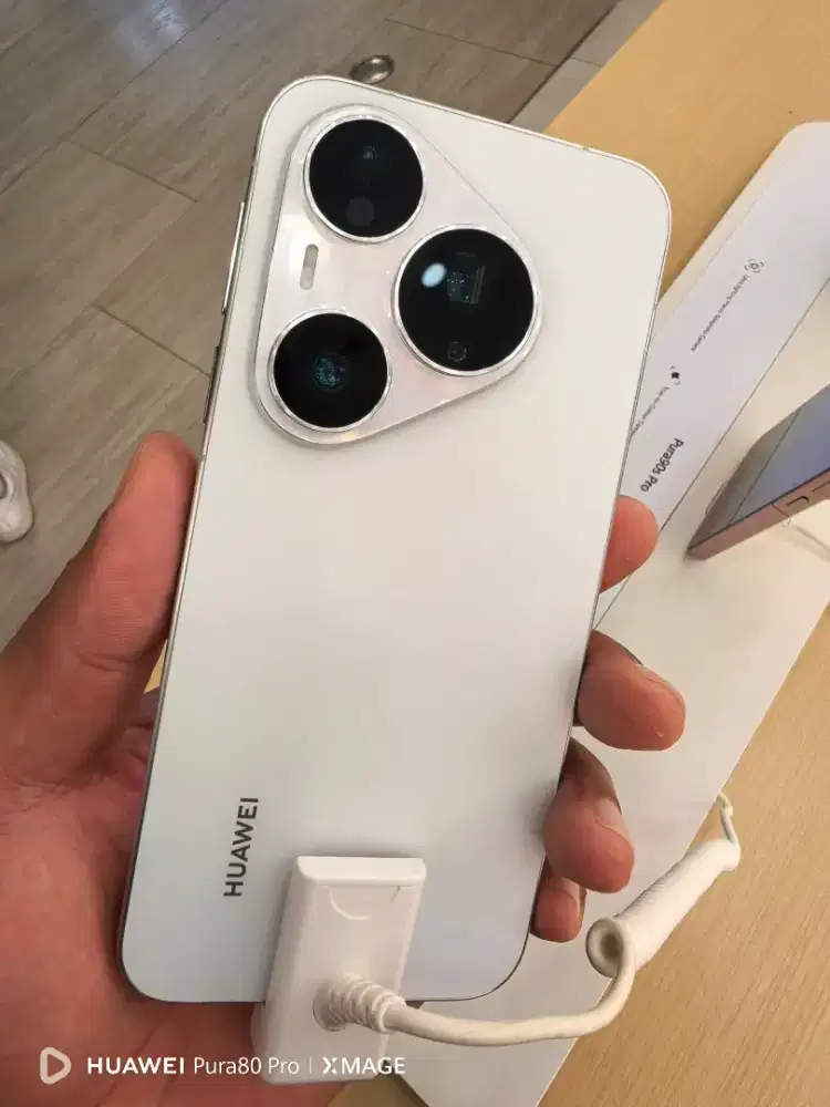 Huawei Pura 90s Pro kredit Cicilan Bunga 0% hingga 24 Bulan