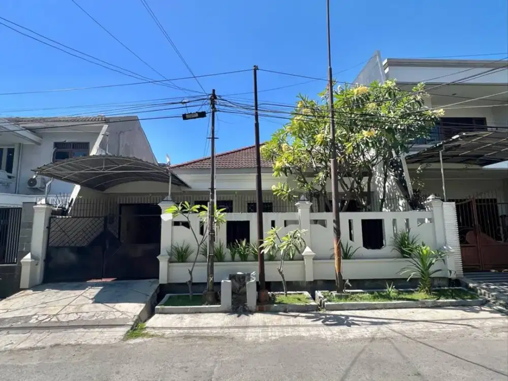 Jual cepat, Rumah siap huni di Dharmahusada Indah Timur blok favorit