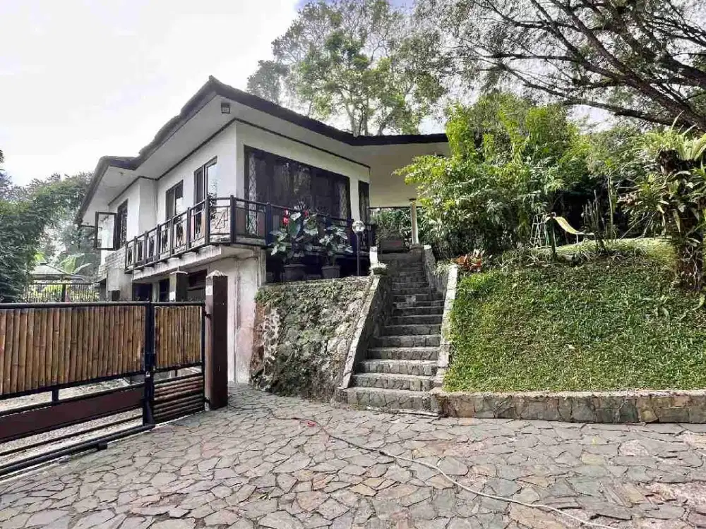 Dijual Villa Murah Bagus Nyaman Di Cisarua Bogor