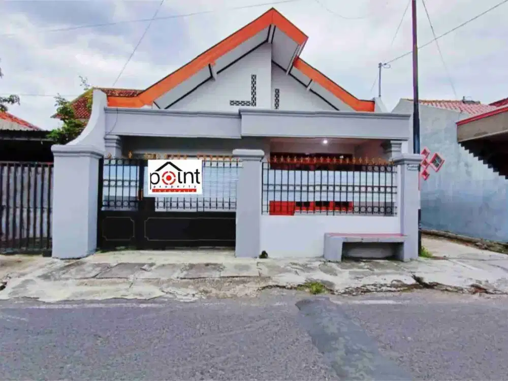 RUMAH BAGUS TENGAH KOTA SOLO SIAP HUNI DI SERENGAN