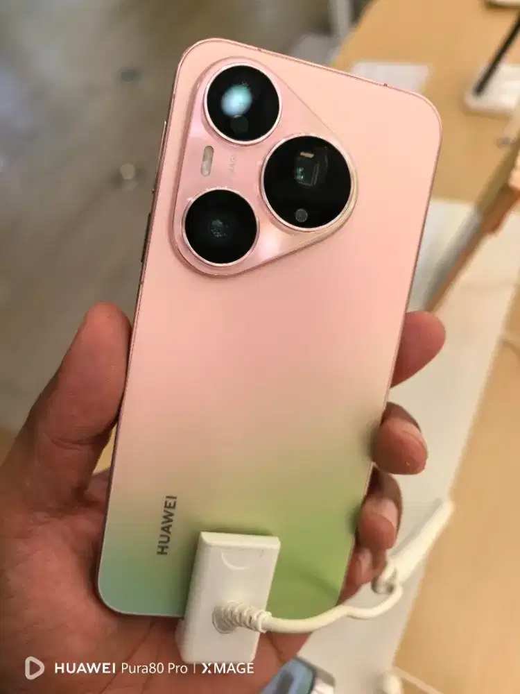 Huawei Pura 90s Pro 12/512 Kredit bunga 0% hingga 24 Bulan