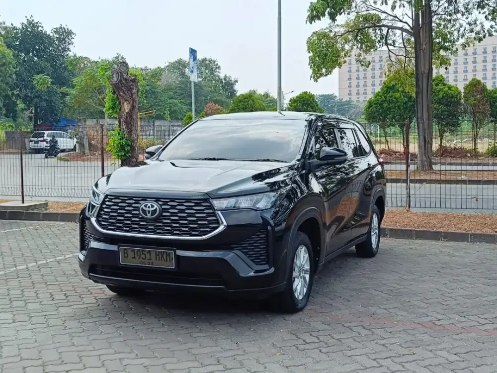 Toyota Innova Zenix G 2.0 AT 2023
