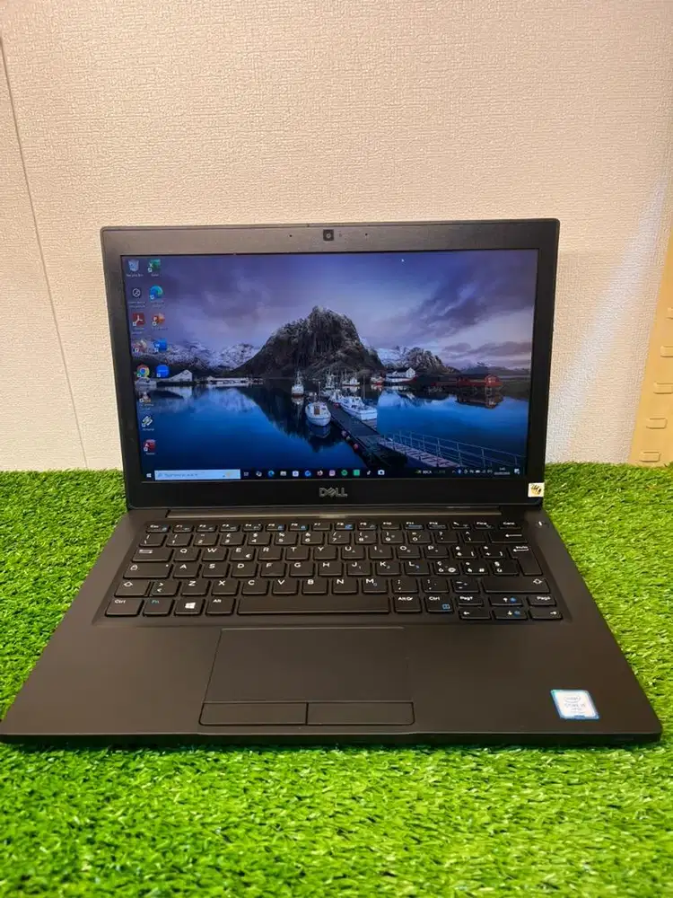Laptop dell 7290 core i5 gen 7 Ram 8GB SSD 128GB