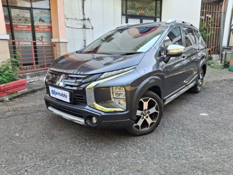 Like New - Mitsubishi Xpander 1.5 Cross Premium Package Bensin AT 2021