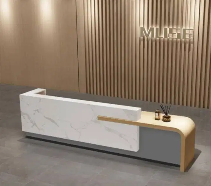 Meja Receptionis minimalis