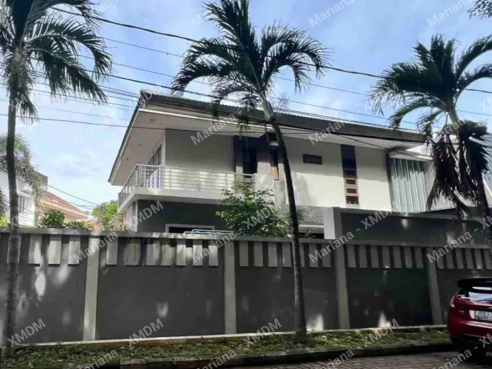TURUN HARGA 1M  RUMAH BESAR DI SUNTER BISMAPosisi Hoek Extra taman samping