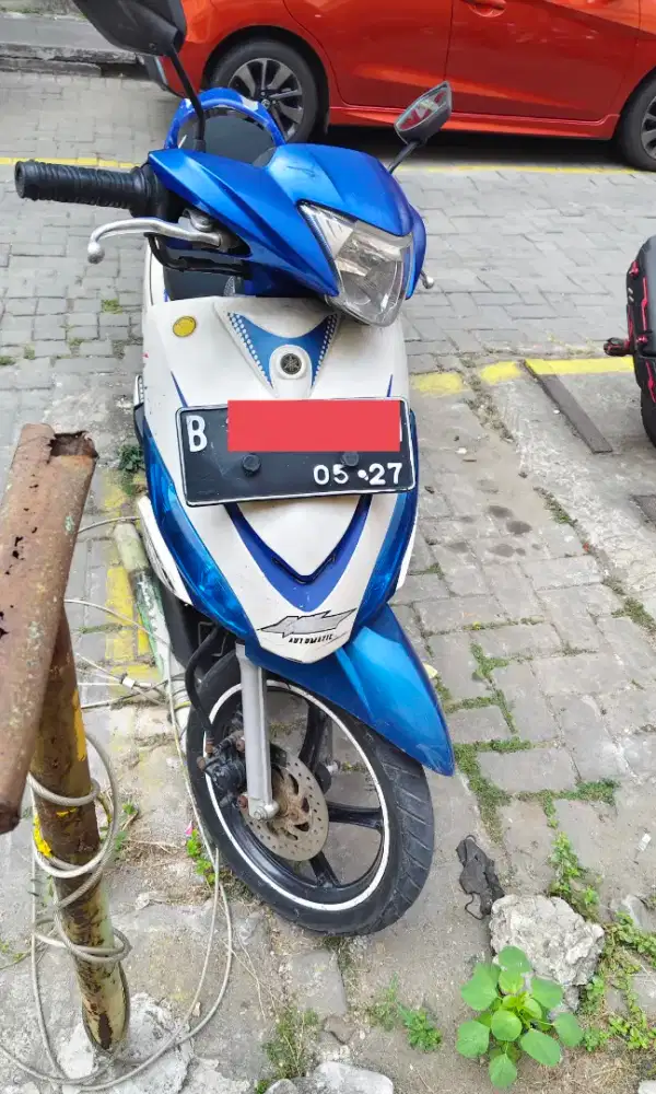 YAMAHA MIO J TAHUN 2012 PUTIH