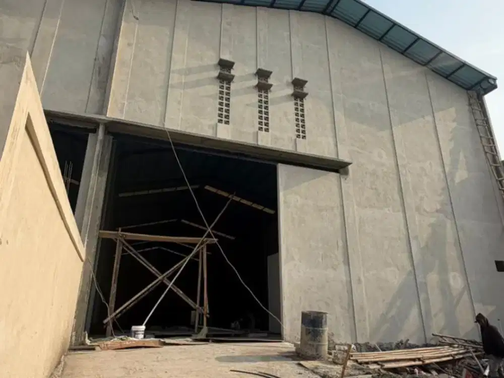 DISEWAKAN GUDANG LAKSANA BUSINESS PARK 15X62