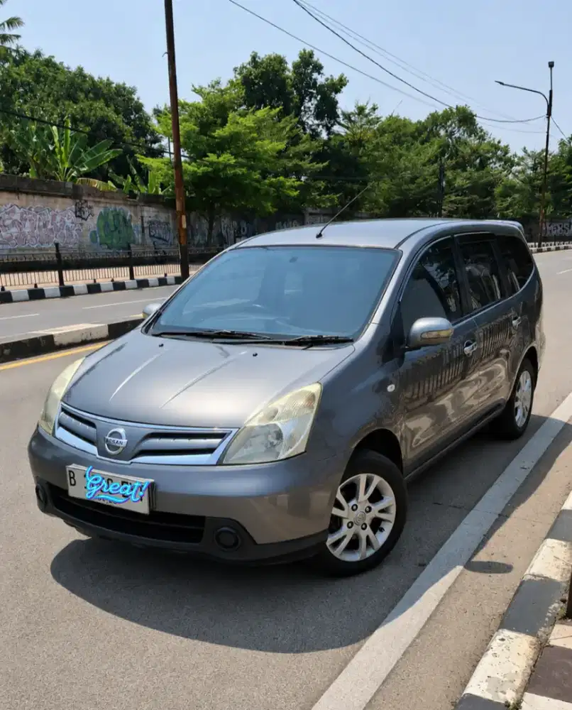 Nissan Grand Livina SV 2011 Matic