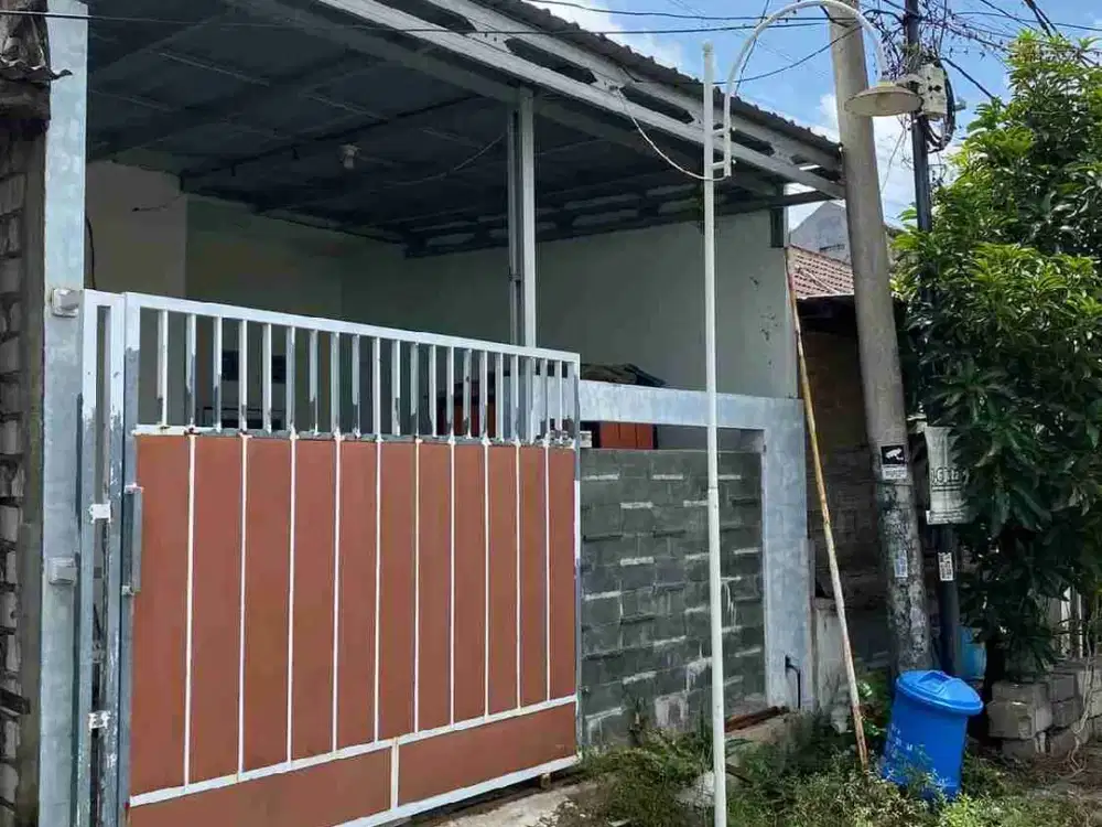 DI JUAL RUMAH

PERUM PONDOK PERMATA SUCI BLOK H NO 38
KEL  ; SUCI
KEC. : MANYAR
KAB  : GRESIK