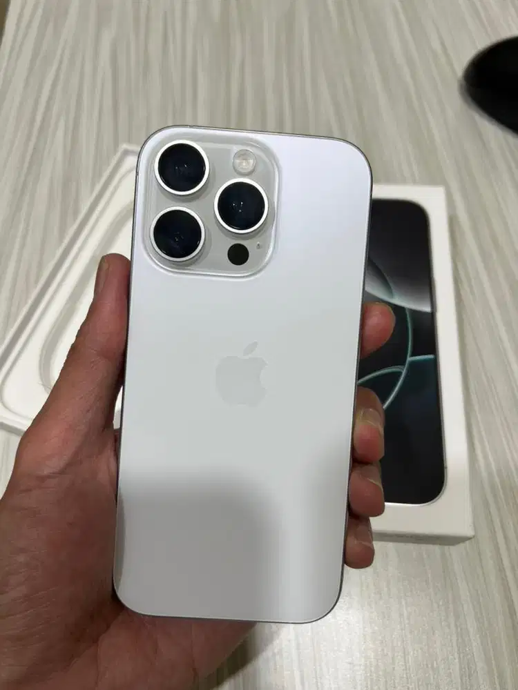iphone 16 Pro 256 white titanium Garansi Resmi iBox