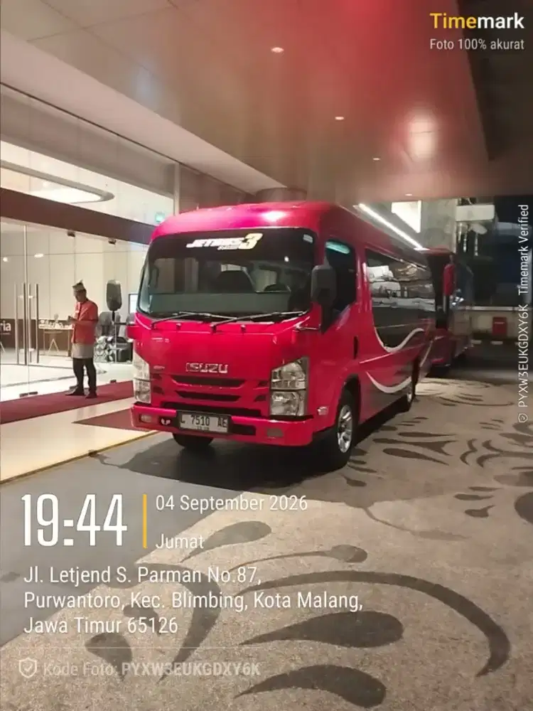 Sewa mobil hiace/elf long