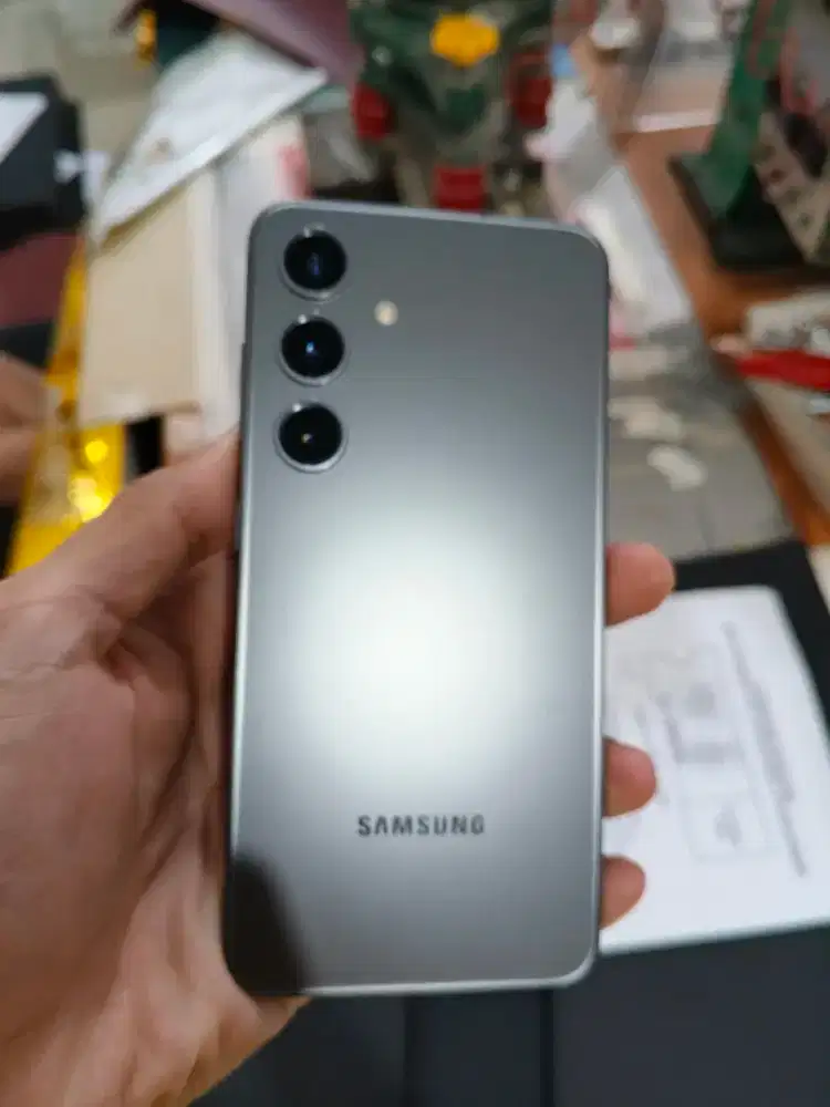 Samsung s24 basic SEIN 8/256GB