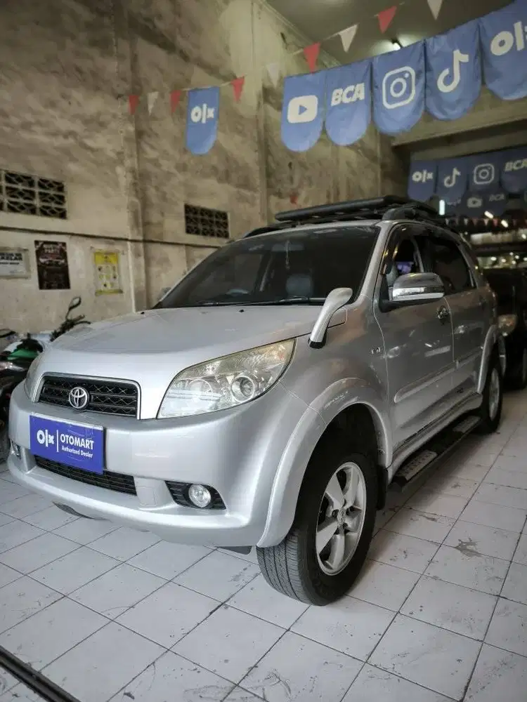 TOYOTA 2009 RUSH 1.5 S A/T SILVER MURAH OTOMART 286 KENJERAN