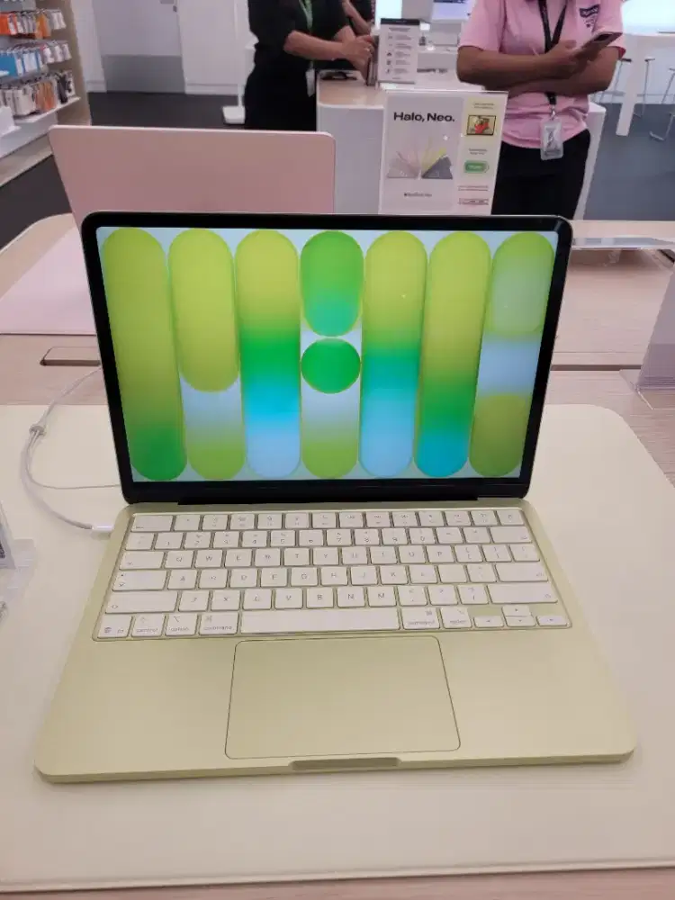 Promo MacBook Neo bisa kredit cicilan ringan tanpa DP